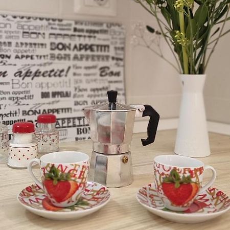 Donna Concetta Arthouse Apartment เนเปิลส์ ภายนอก รูปภาพ