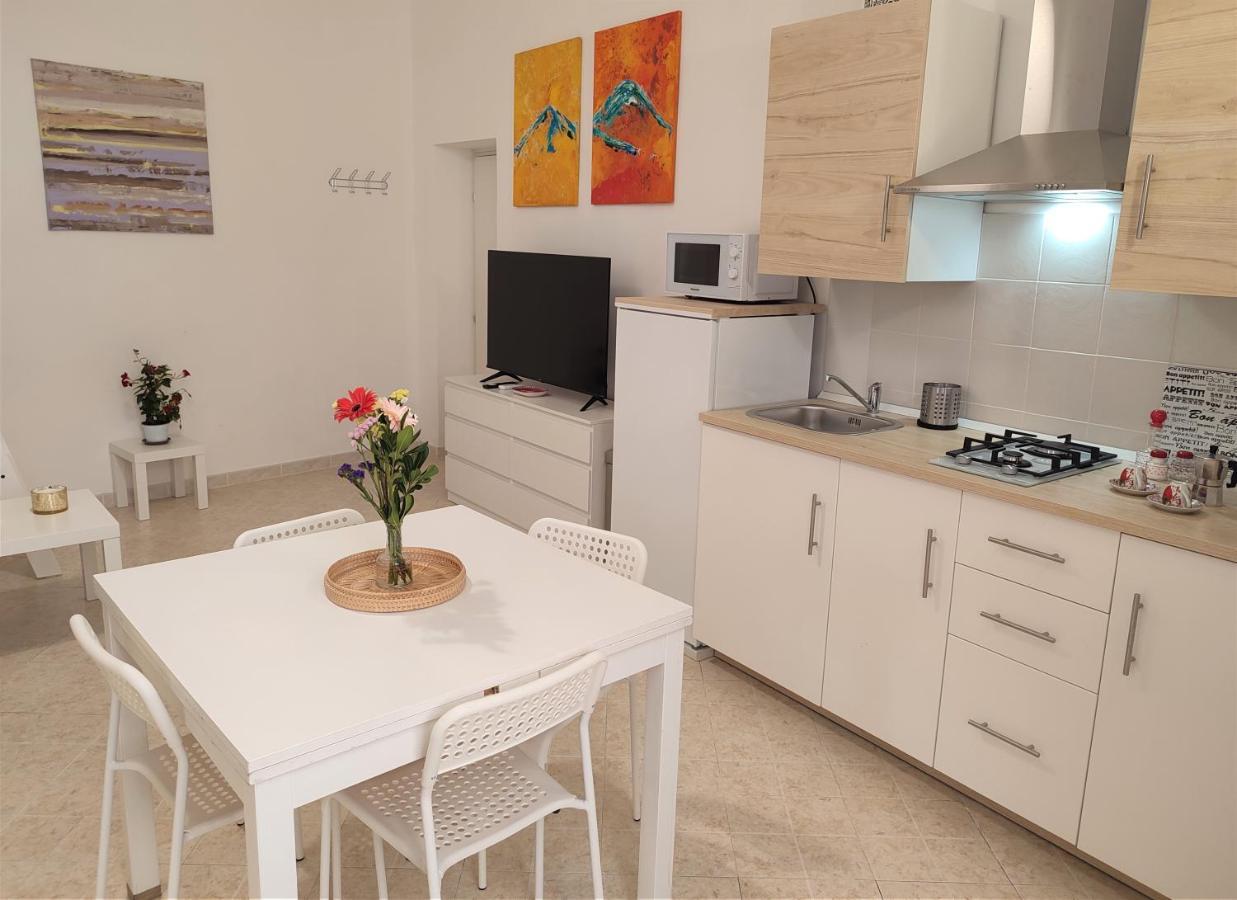 Donna Concetta Arthouse Apartment เนเปิลส์ ภายนอก รูปภาพ