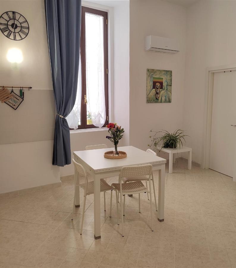 Donna Concetta Arthouse Apartment เนเปิลส์ ภายนอก รูปภาพ